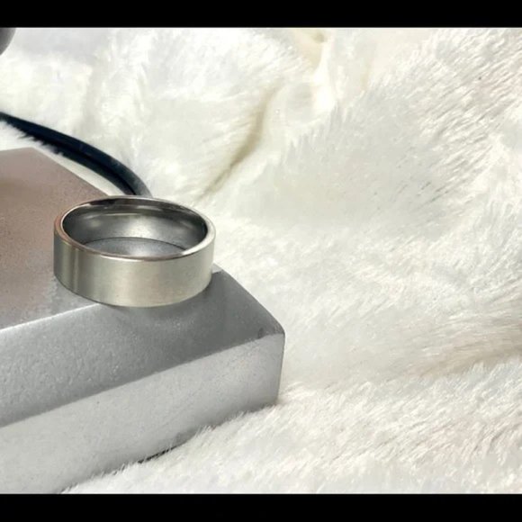 Men’s Stainless Steel CZ Band - Picture 15 of 15